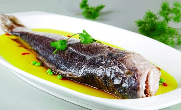 黄鱼怎么做好吃,这样清蒸简单又好吃