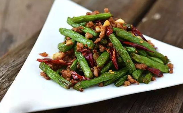 干煸四季豆需要焯水吗,干煸四季豆怎么炒