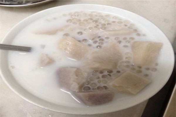 西米露用椰汁还是椰奶好,椰汁的营养和功效