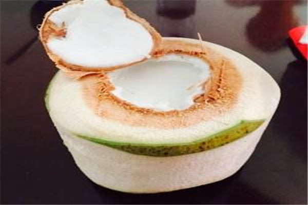 椰浆跟椰汁有什么不同,椰子什么时候成熟