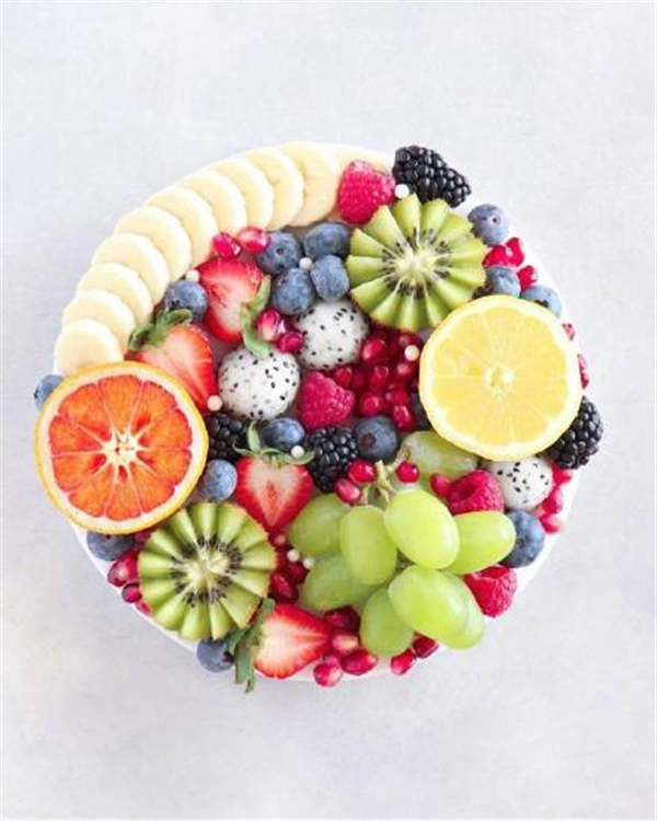小份水果拼盘,一个人的创意下午茶