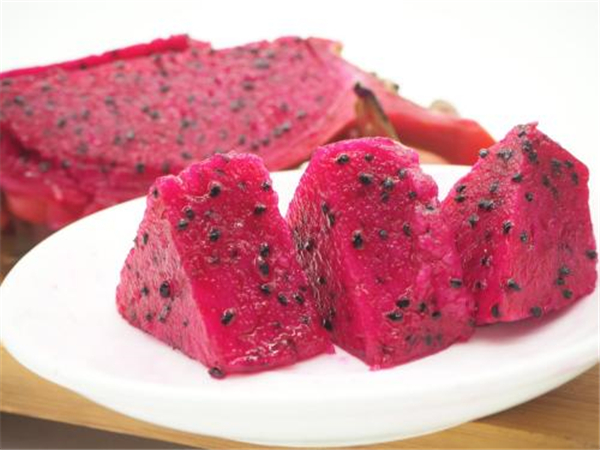 火龙果什么时候吃最好,最适合吃火龙果的时间