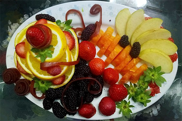 超简单的水果拼盘图片及做法,最后拼盘一个貌似不简单