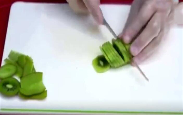 创意水果拼盘图片 超简单星级水果拼盘制作方法(图解)