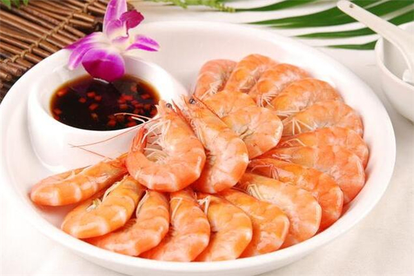 白灼基围虾煮几分钟,家庭食量三分钟正好