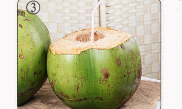 青椰子的三个孔怎么找,青椰子怎么开孔图解步骤