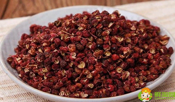 花椒是几月份采摘,花椒不熟摘下来能用吗