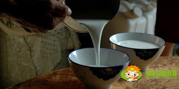 生产骆驼奶的品牌有哪几个,现市面上骆驼奶各品牌的价格