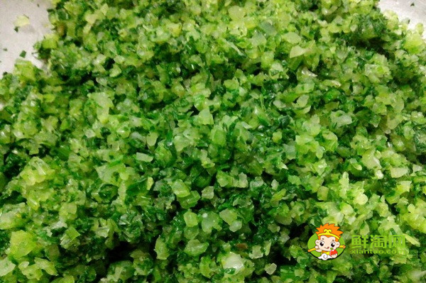 芹菜肉馅怎么调好吃,调好的芹菜肉馅用炒一下吗