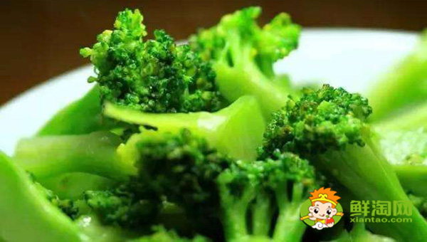 水煮西兰花的做法减肥餐,西兰花的做法怎么做才不会变黄
