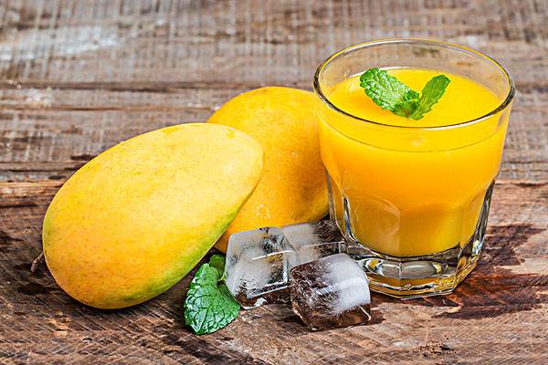 芒果不能和什么一起吃,芒果和什么一起吃好