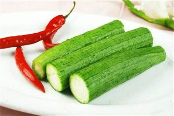 丝瓜用去瓤吗,这么做方便又好吃