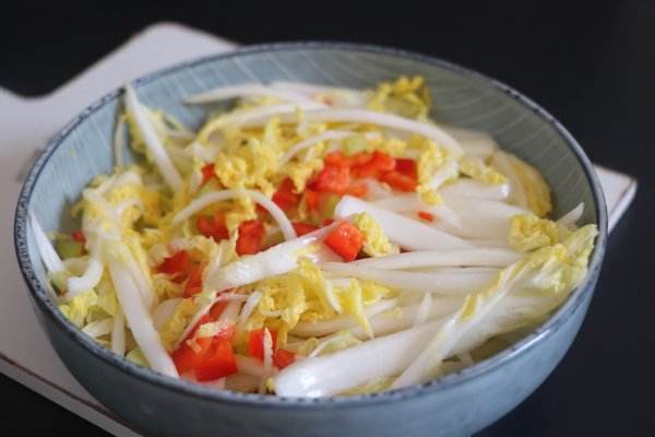 娃娃菜能生吃吗,吃的时候记得注意这几个方面