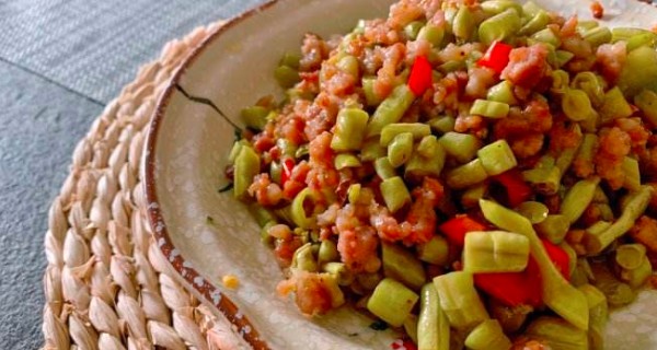 酸豆角炒肉末又酸又咸怎么办